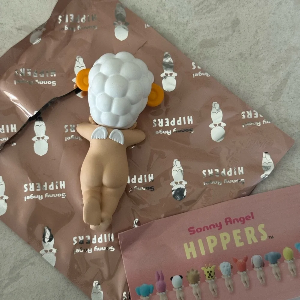 Sonny Angel Hippers Sheep Figure - Picture 3 of 5